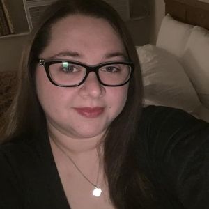 Meet your Posher, Connie